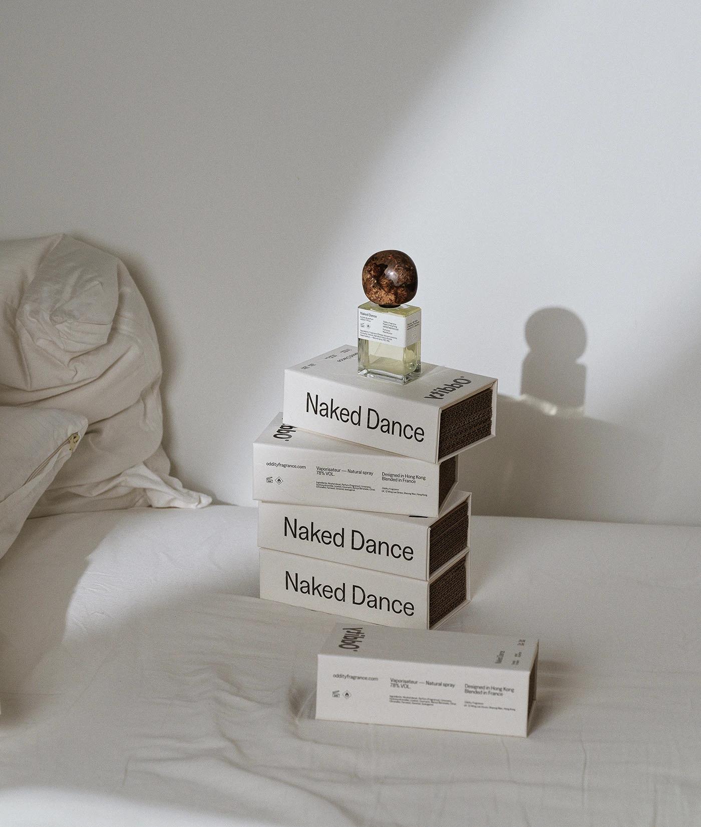 Naked – .Oddity Puff'd